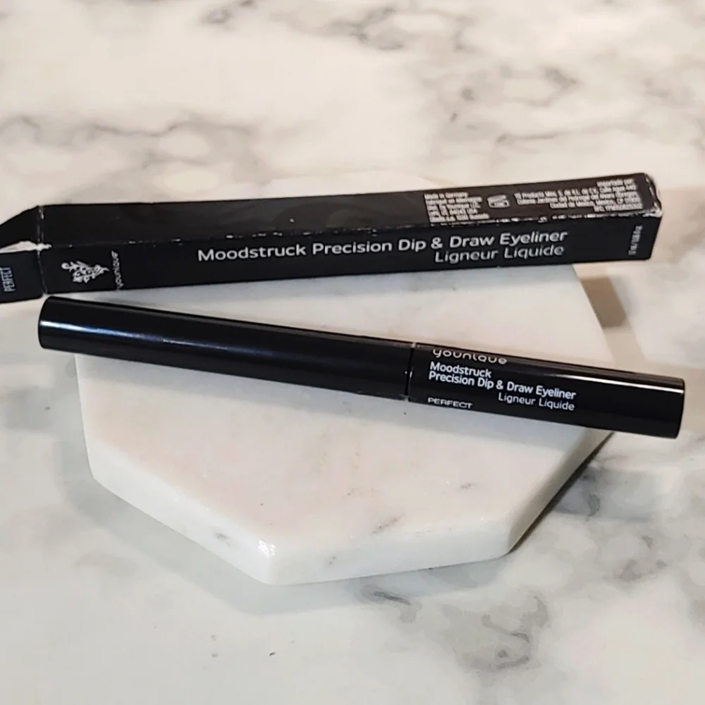 Younique Dip and Draw Eyeliner